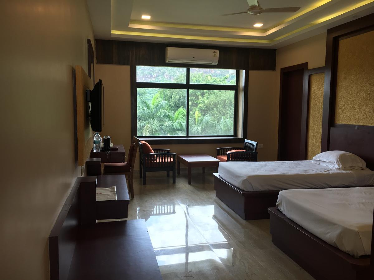Indo Hokke Hotel Rājgīr Εξωτερικό φωτογραφία